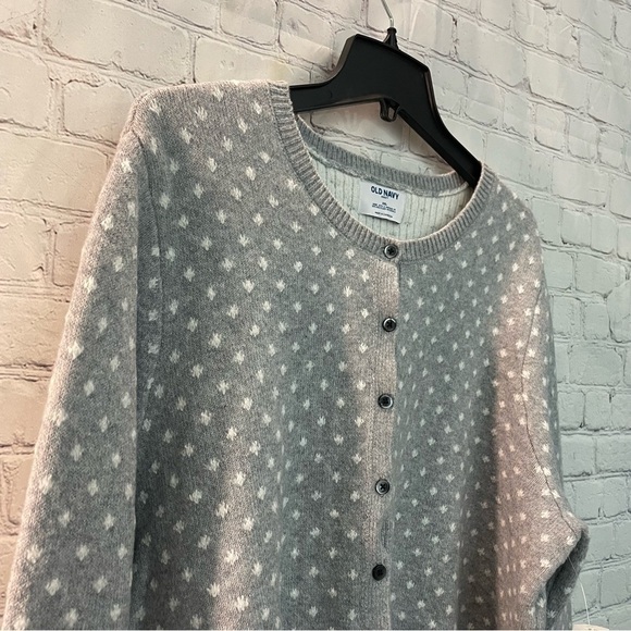 Old Navy Gray and White Button Up Crewneck Knotted Sweater XXL NWT - Picture 3 of 9